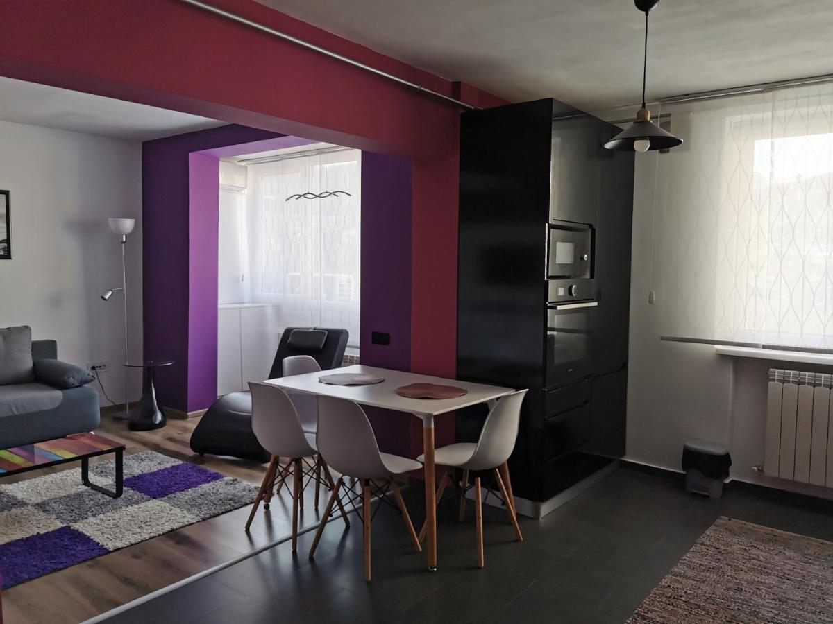 Apartament Asr เปียตราเนียมซ์ ภายนอก รูปภาพ