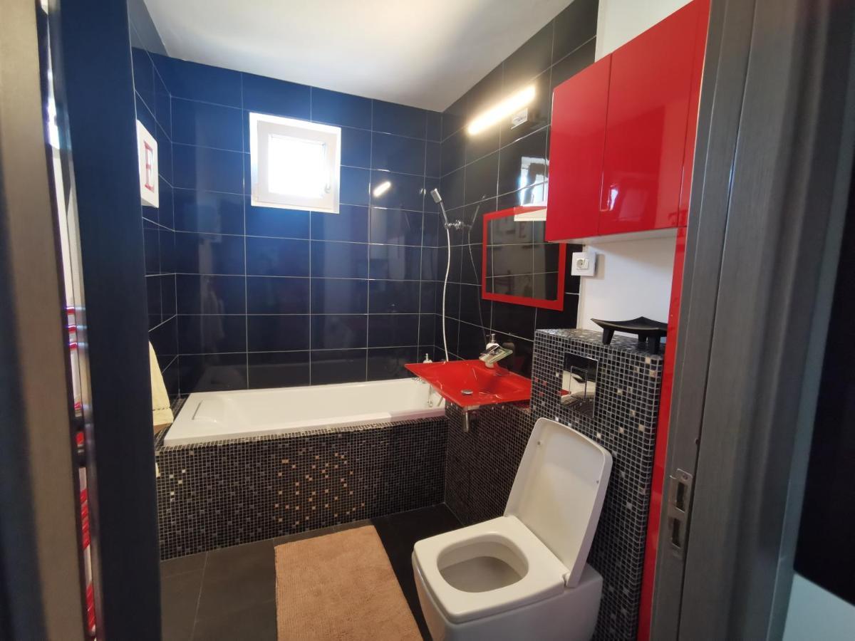 Apartament Asr เปียตราเนียมซ์ ภายนอก รูปภาพ