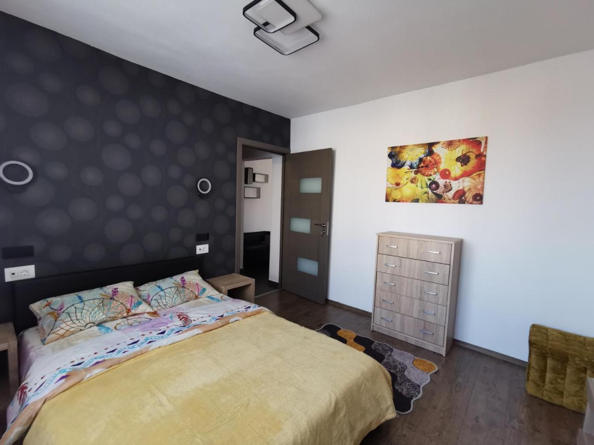 Apartament Asr เปียตราเนียมซ์ ภายนอก รูปภาพ